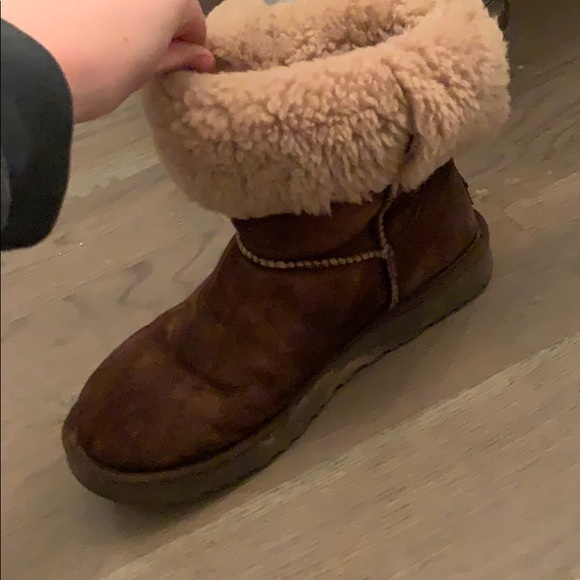Ugg’s - Picture 1 of 2